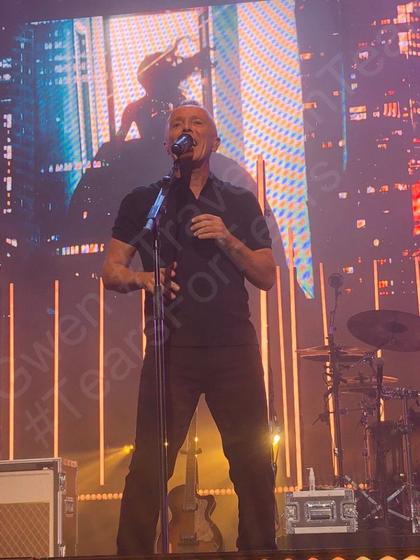 Curt in Glasgow_Gwenv2